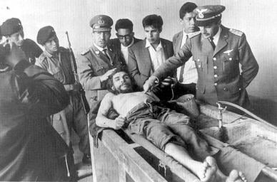 The day after his execution on October 10, 1967, Guevara's corpse was displayed to the world press in the laundry house of the Vallegrande hospital. (photo by Freddy Alborta)**    [[INLINE_IMAGE|//upload.wikimedia.org/wikipedia/en/thumb/8/80/Camera-photo.svg/17px-Camera-photo.svg.png|//upload.wikimedia.org/wikipedia/en/thumb/8/80/Camera-photo.svg/26px-Camera-photo.svg.png 1.5x, //upload.wikimedia.org/wikipedia/en/thumb/8/80/Camera-photo.svg/34px-Camera-photo.svg.png 2x|Camera-photo.svg|h17|w17]]    Face     Side angle    Shoes**