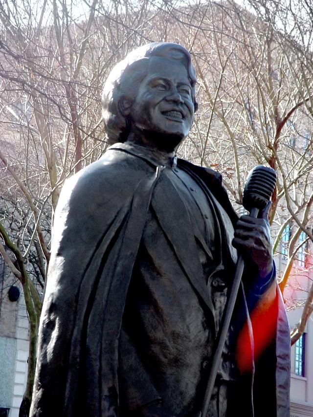 Statue of James Brown in Augusta
