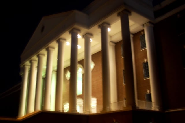 Liberty's DeMoss Hall, the campus's main academic building exhibiting Jeffersonian architecture