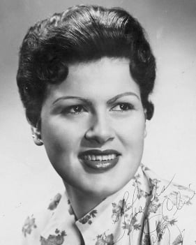 Cline promotional photograph shortly before her 1961 life-threatening car accident