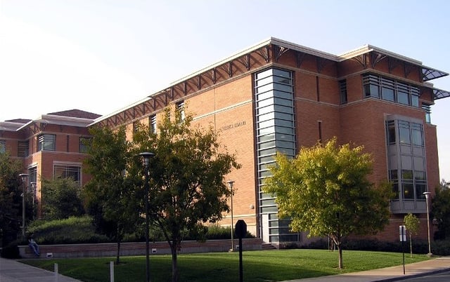Raymond L. Orbach Science Library (2007)