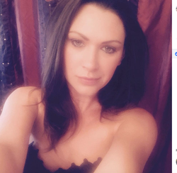 Selfie of Alicia Stapleton.