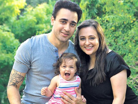 Avantika with her baby and Imran Khan