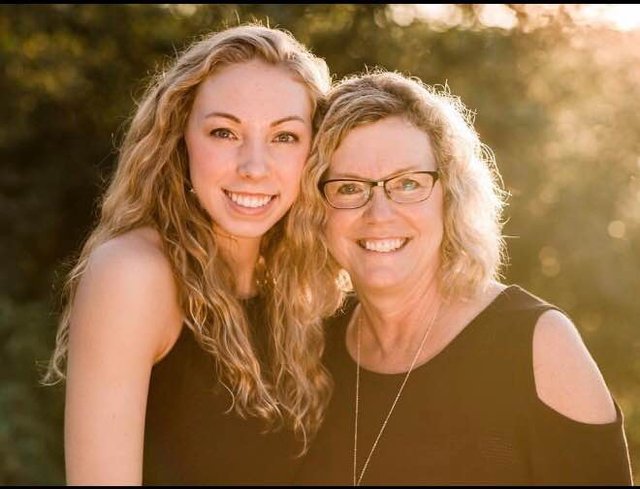 Jayda with her mom
