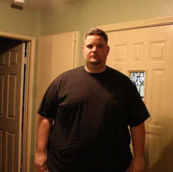 Photo of JayzTwoCents when he was overweight.