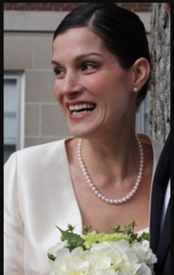 Photo of Jennifer Willoughby from her wedding.