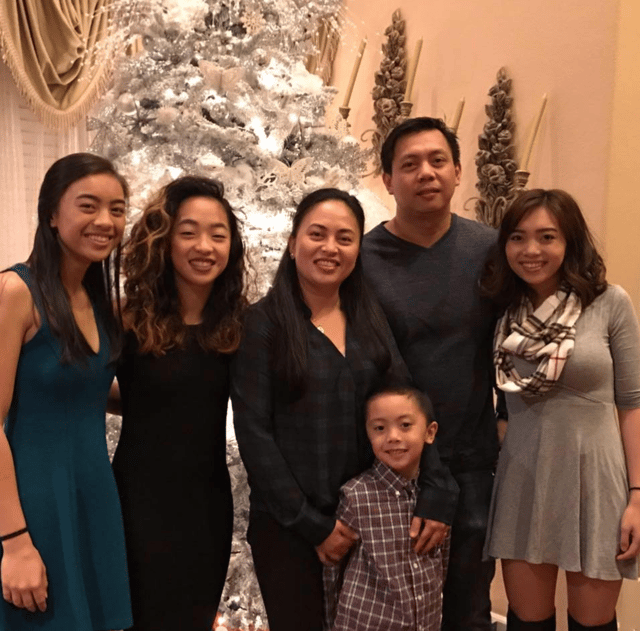 Photo of Kim with the rest of her family.