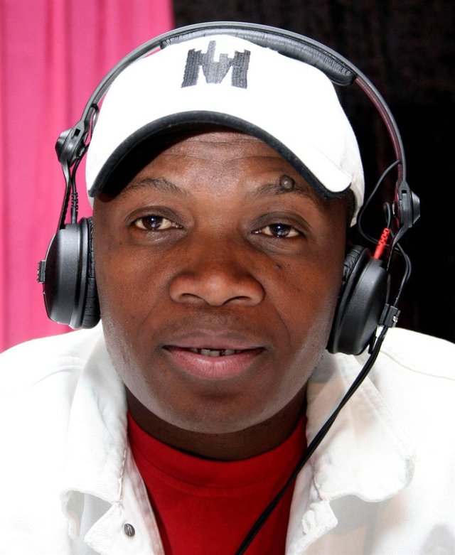 DJ Glen Lewis