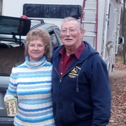 Photo of Reuben Troyer with his wife, Sue.