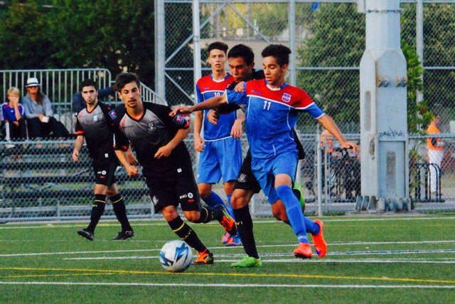 Yael Alberto Patino away againts the Braves d'Ahuntsic, old Yael's team