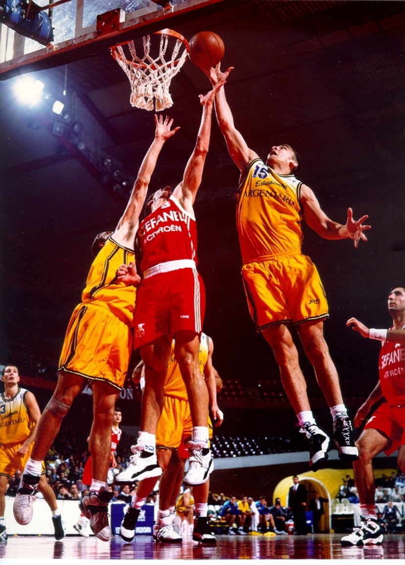 Rebound (basketball)