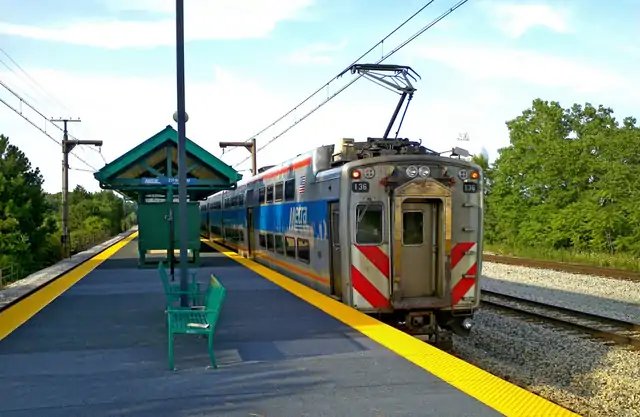 211th Street (Lincoln Highway) (Metra station)