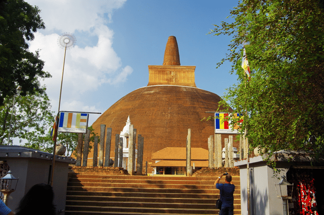Abhayagiri vihāra