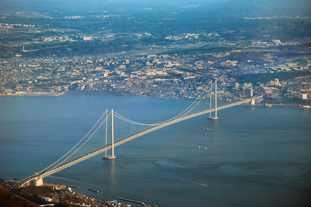 Akashi Kaikyō Bridge