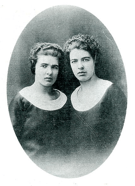 Christine and Léa Papin