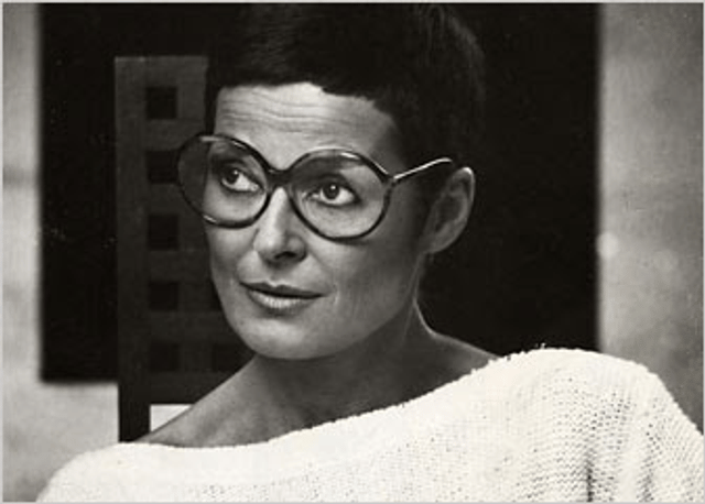 Liz Claiborne (fashion designer)