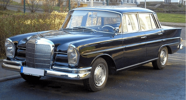 Mercedes-Benz W111