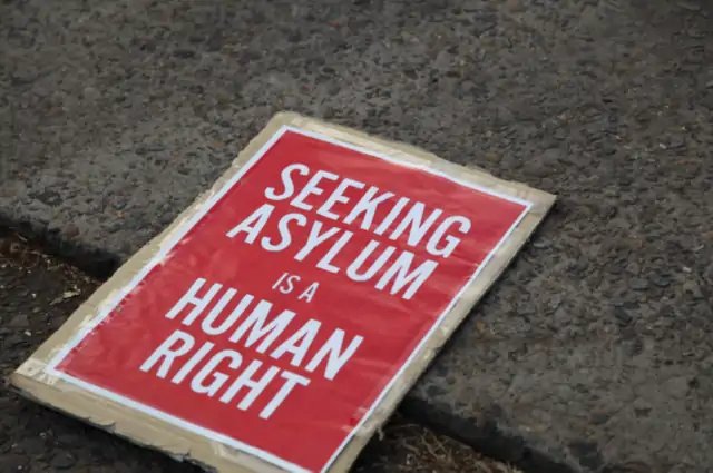 Right of asylum