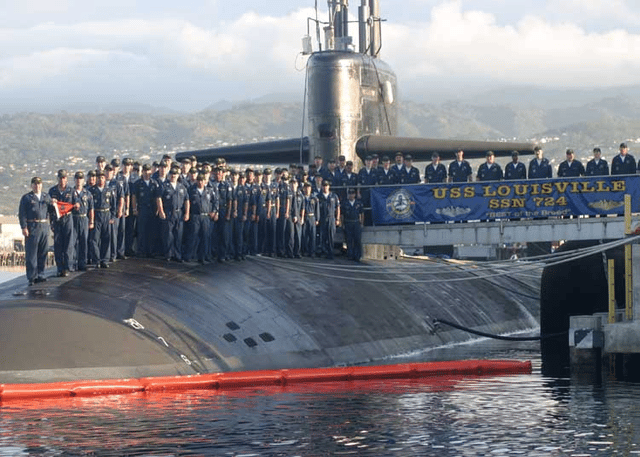 USS Louisville (SSN-724)