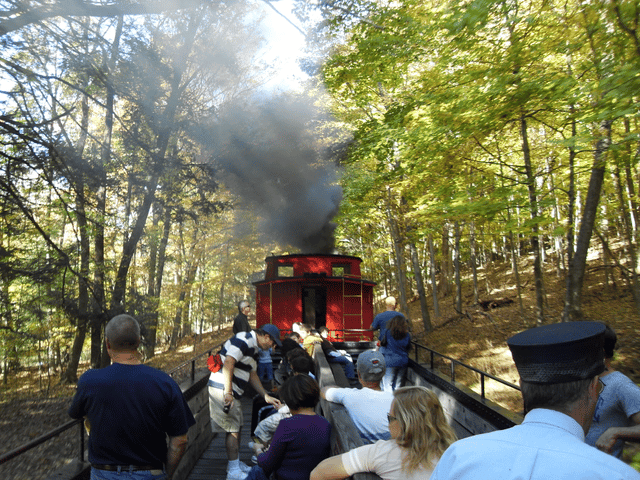 Wanamaker, Kempton and Southern Railroad
