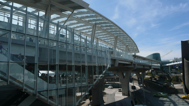 YVR–Airport station