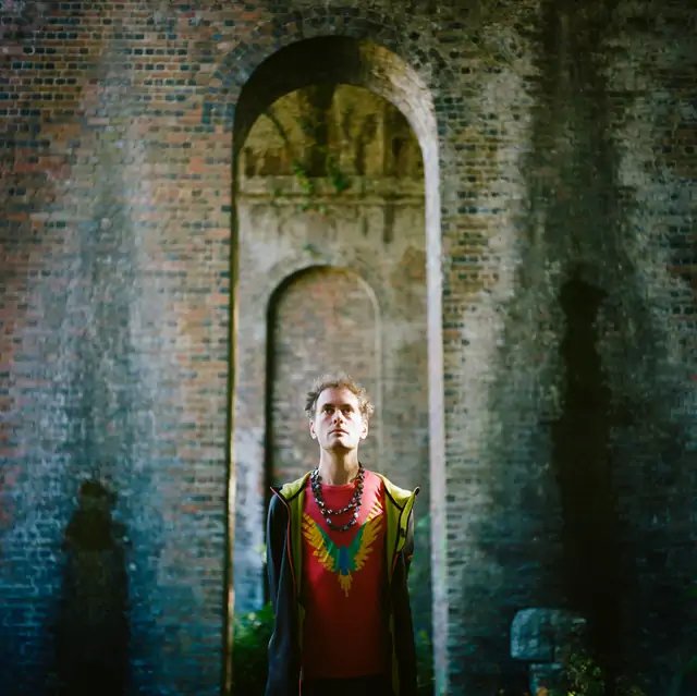 Alabaster dePlume