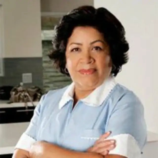 Book Zoila Chavez