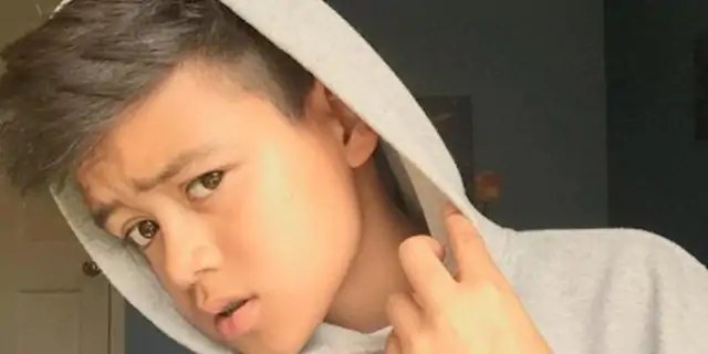 Carlos Nunez (YouTube Star)