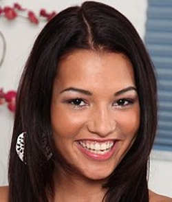 Cassie Cruz