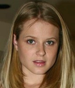 Chantelle Fontaine