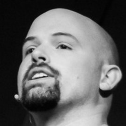Chris Domas
