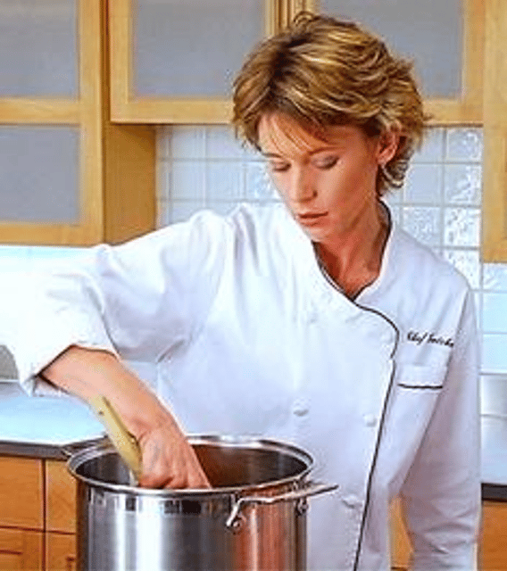 Chef Gretchen Raymond 