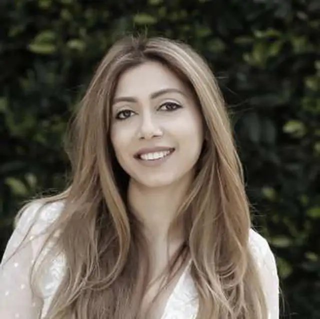 Hanieh Sadat