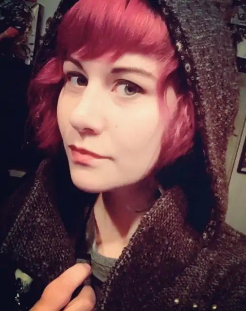 Holly Conrad (Commander Holly)