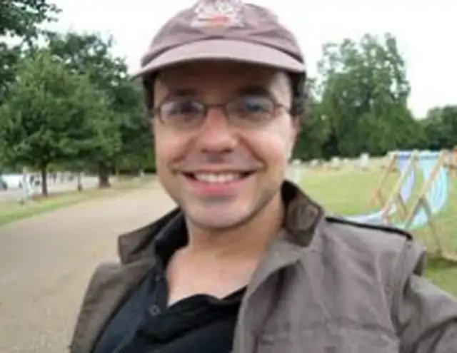 Ian Shapira