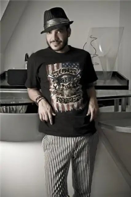JUAN CARLOS LARES