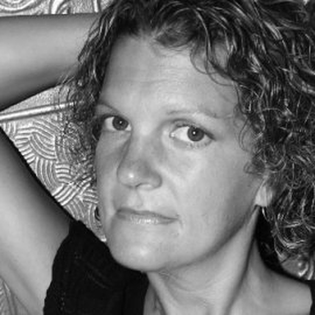 Julia Hare