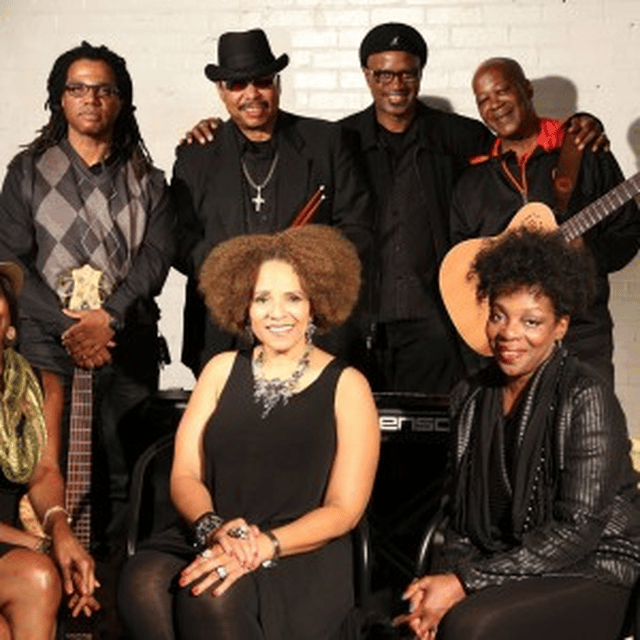 Lady Dee & The Rhythm Movement Band