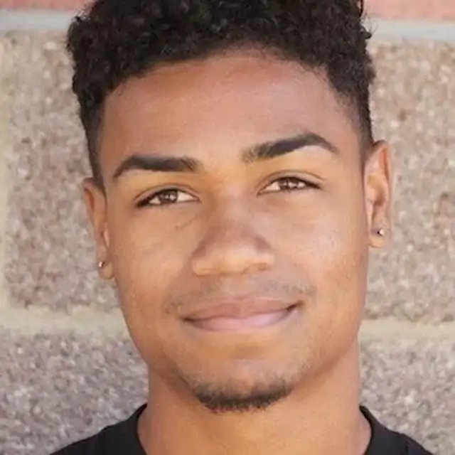 Lamont Holt