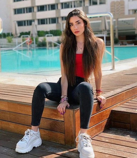Lola Moreno