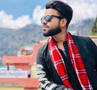 Manish Singh (Digital Entrepreneur)