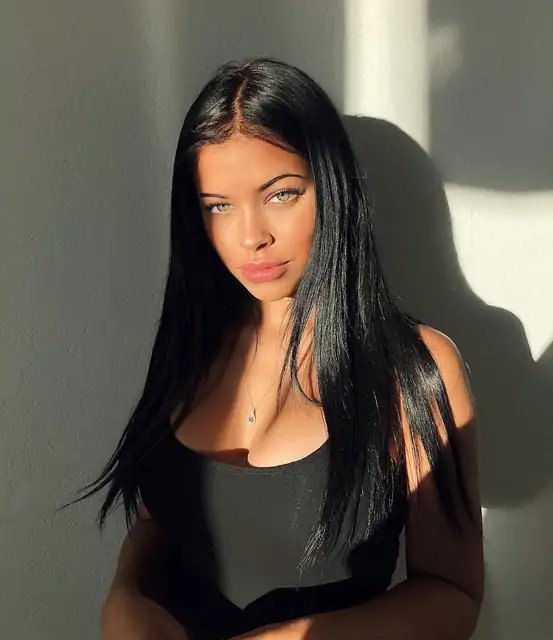 Nisrina Sbia