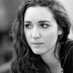 Roxanne Varza