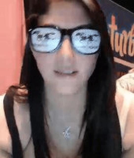 Sindel DeLuca