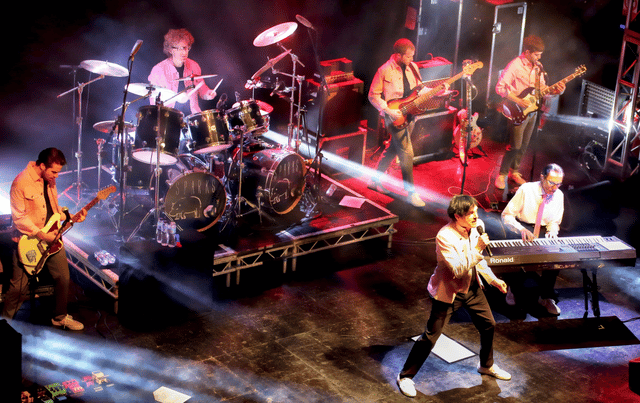 Sparks Fly (Band)