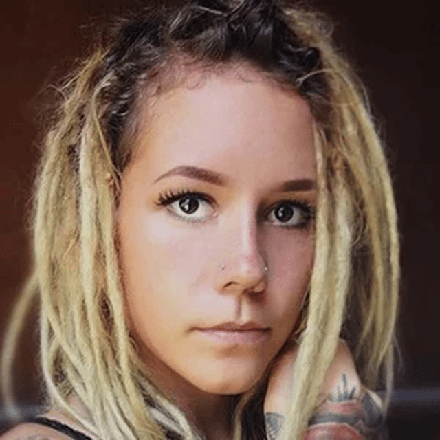Stephi Lee Wright